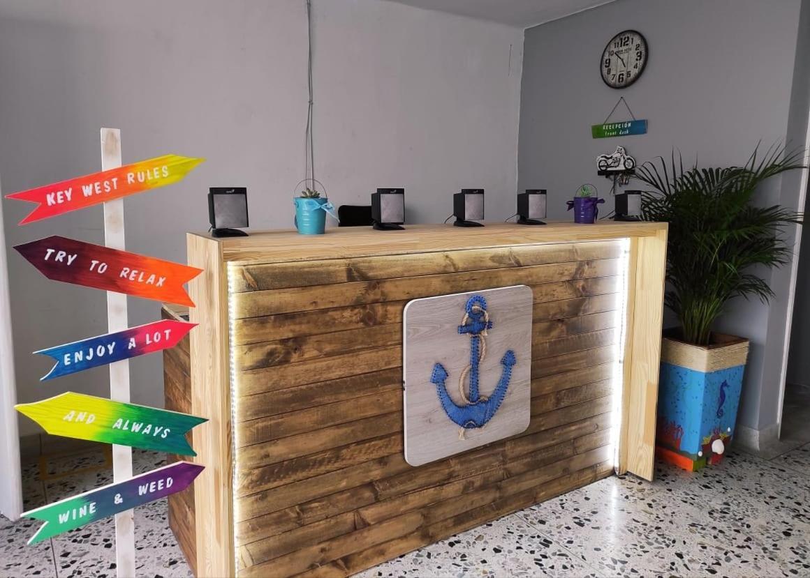 Key West Hostel Medellín Zewnętrze zdjęcie