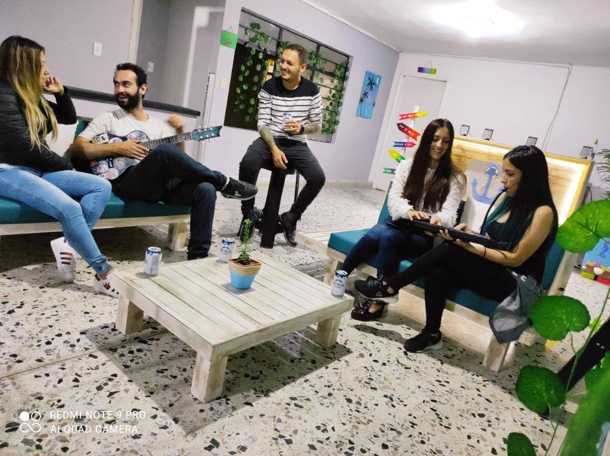 Key West Hostel Medellín Zewnętrze zdjęcie