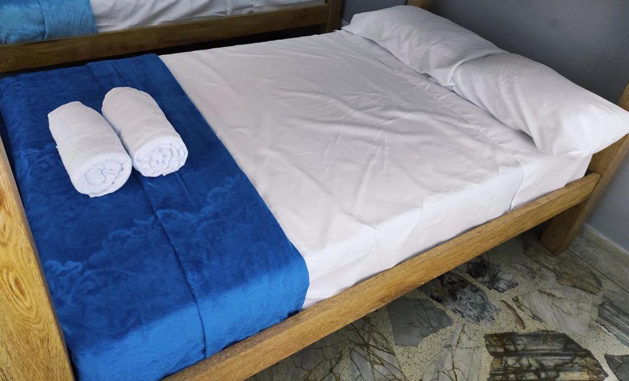 Key West Hostel Medellín Zewnętrze zdjęcie