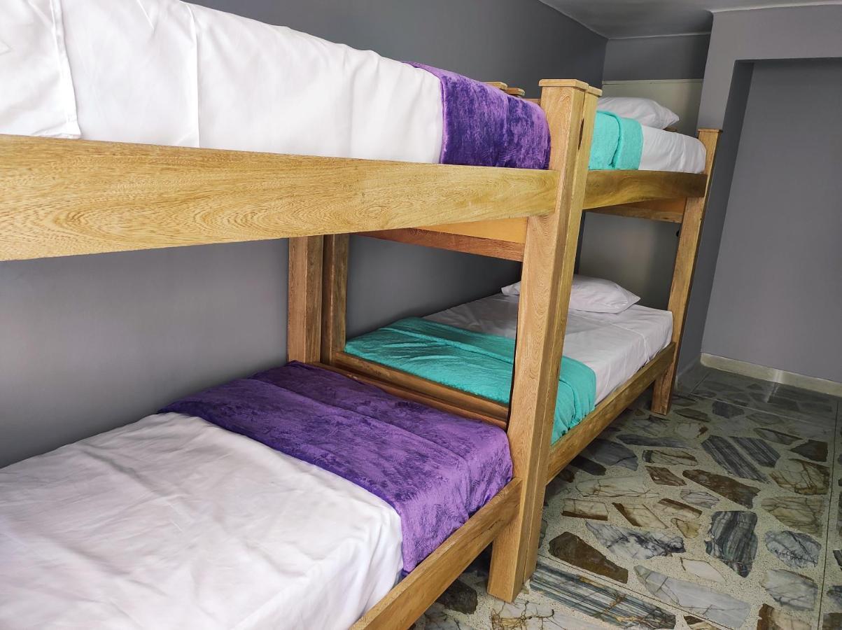 Key West Hostel Medellín Zewnętrze zdjęcie
