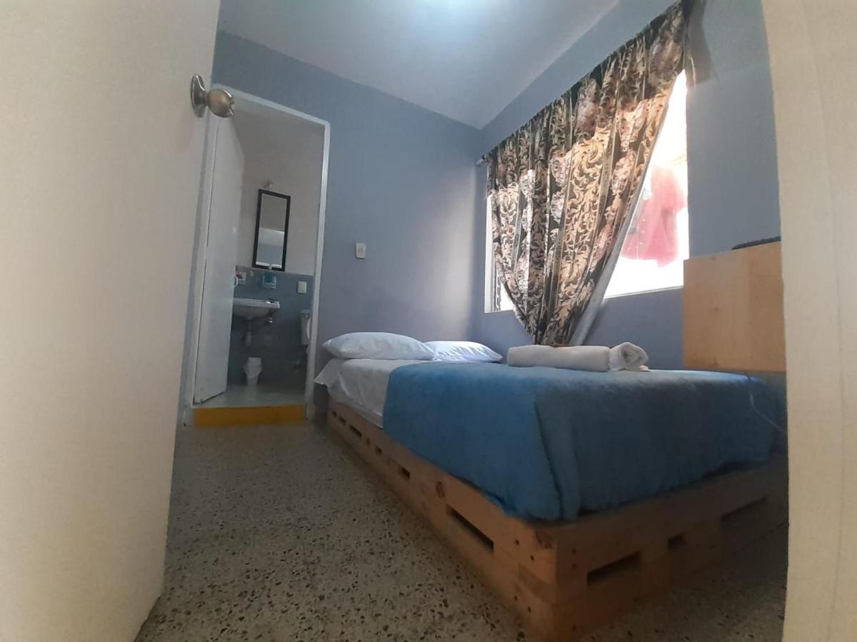 Key West Hostel Medellín Zewnętrze zdjęcie